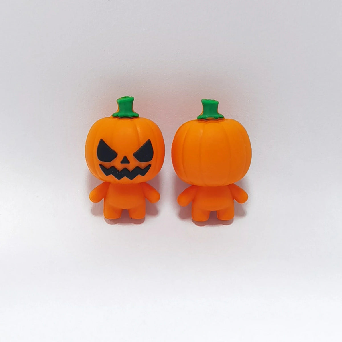 Jack-o-Lantern - Orange Halloween silicone focal bead design on a pale background
